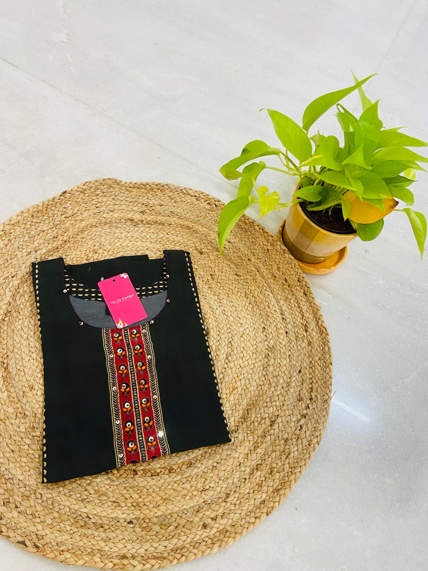 LB0018-Black Kurtha