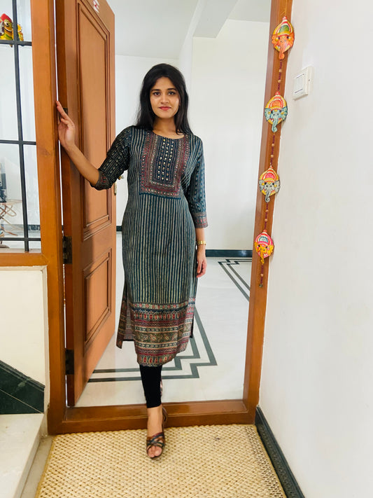 LB0016-Dark Blue Shaded Striped Kurtha