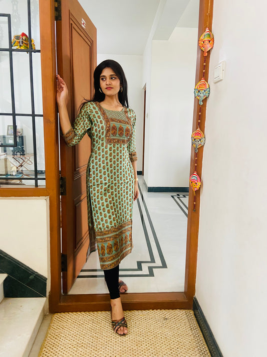 LB0003-Green Shaded Kurtha