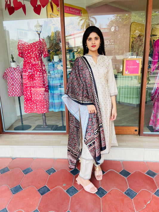 LB0023-BEIGE Coloured Dola Silk Salwar Suit Set with Mashroo Dupatta