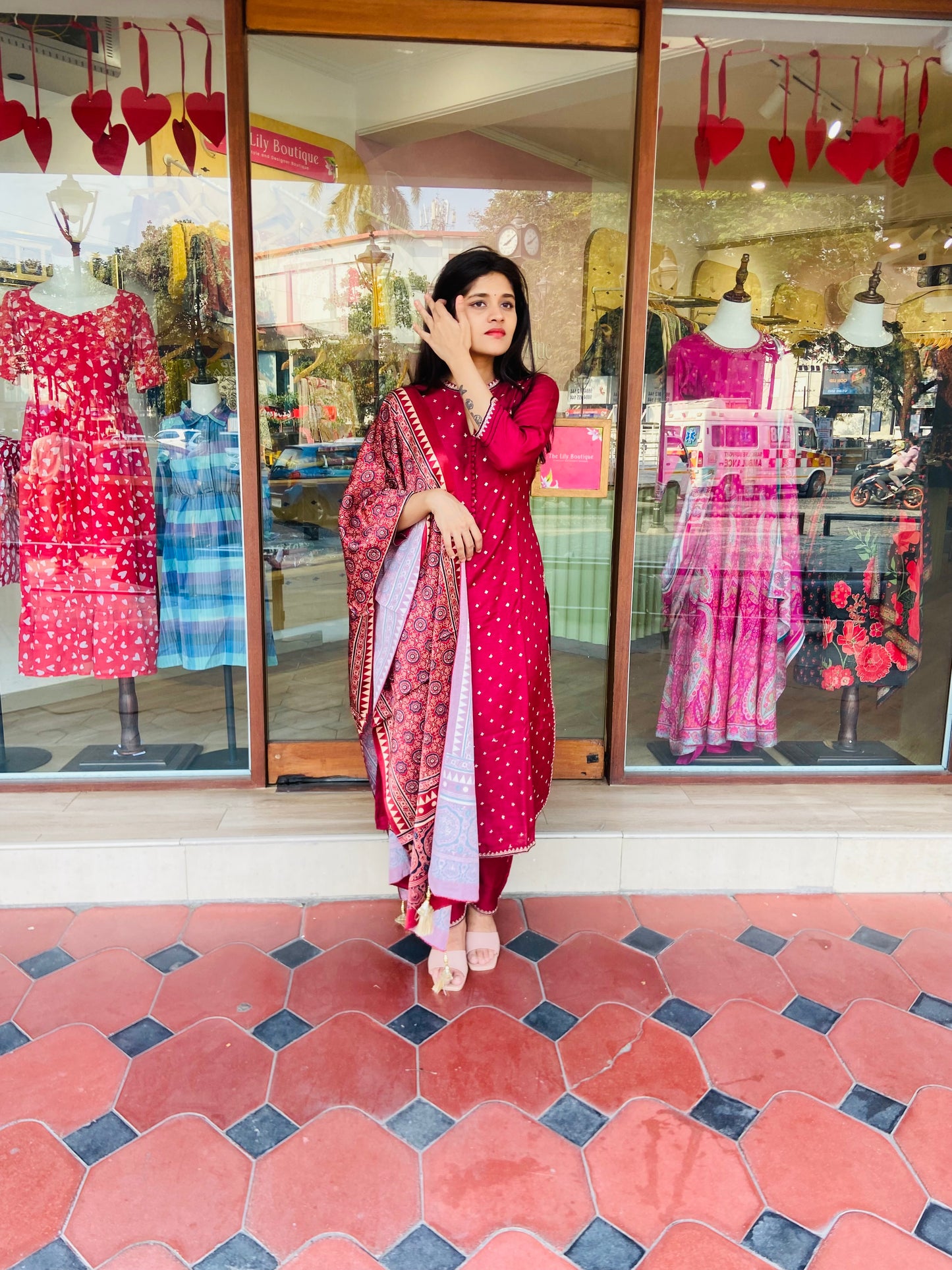 LB0023-Maroon Dola Silk Salwar Suit Set with Mashroo Dupatta