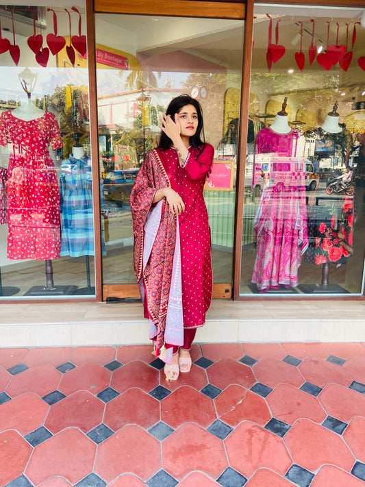 LB0023-Maroon Dola Silk Salwar Suit Set with Mashroo Dupatta