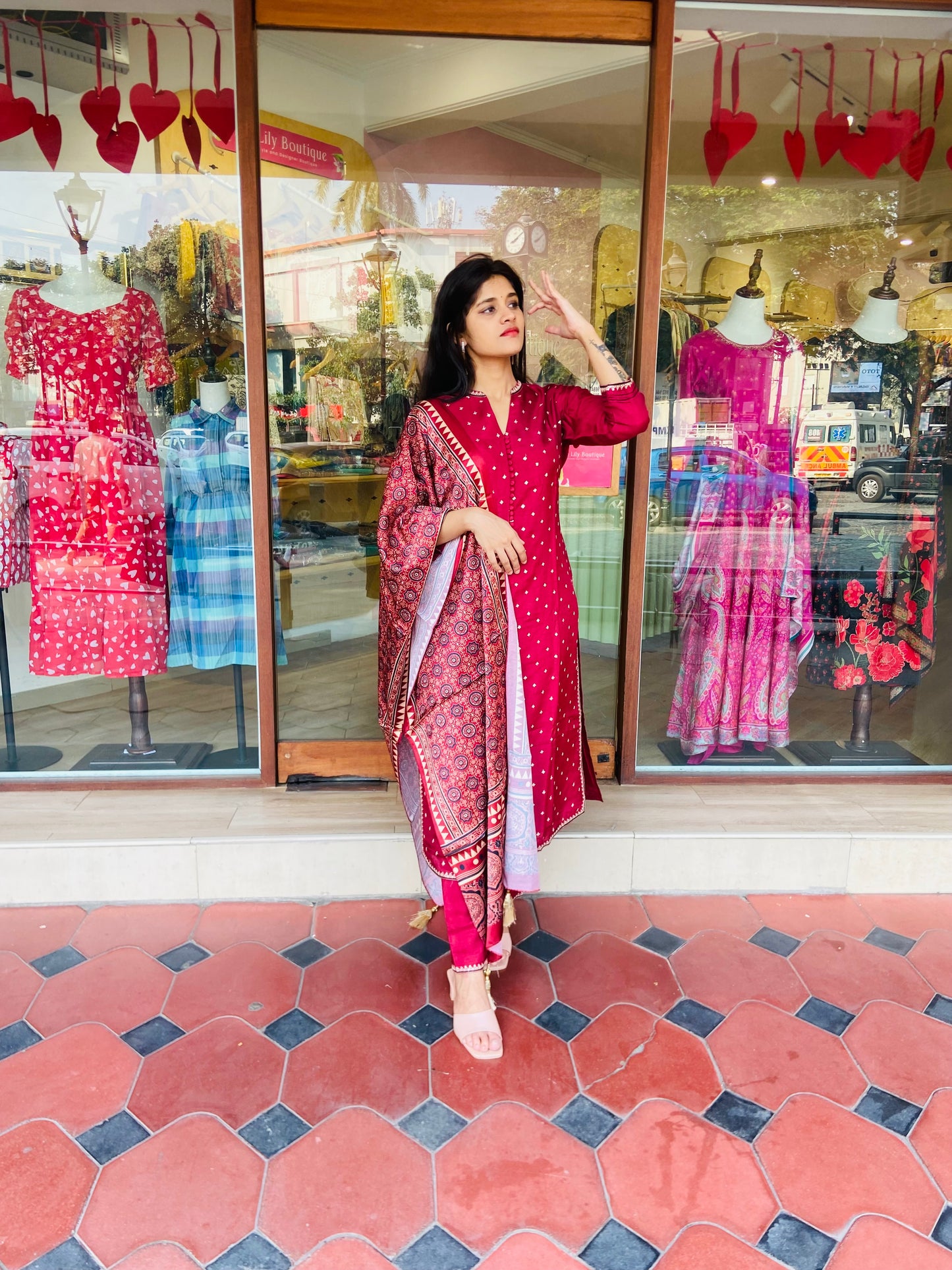 LB0023-Maroon Dola Silk Salwar Suit Set with Mashroo Dupatta