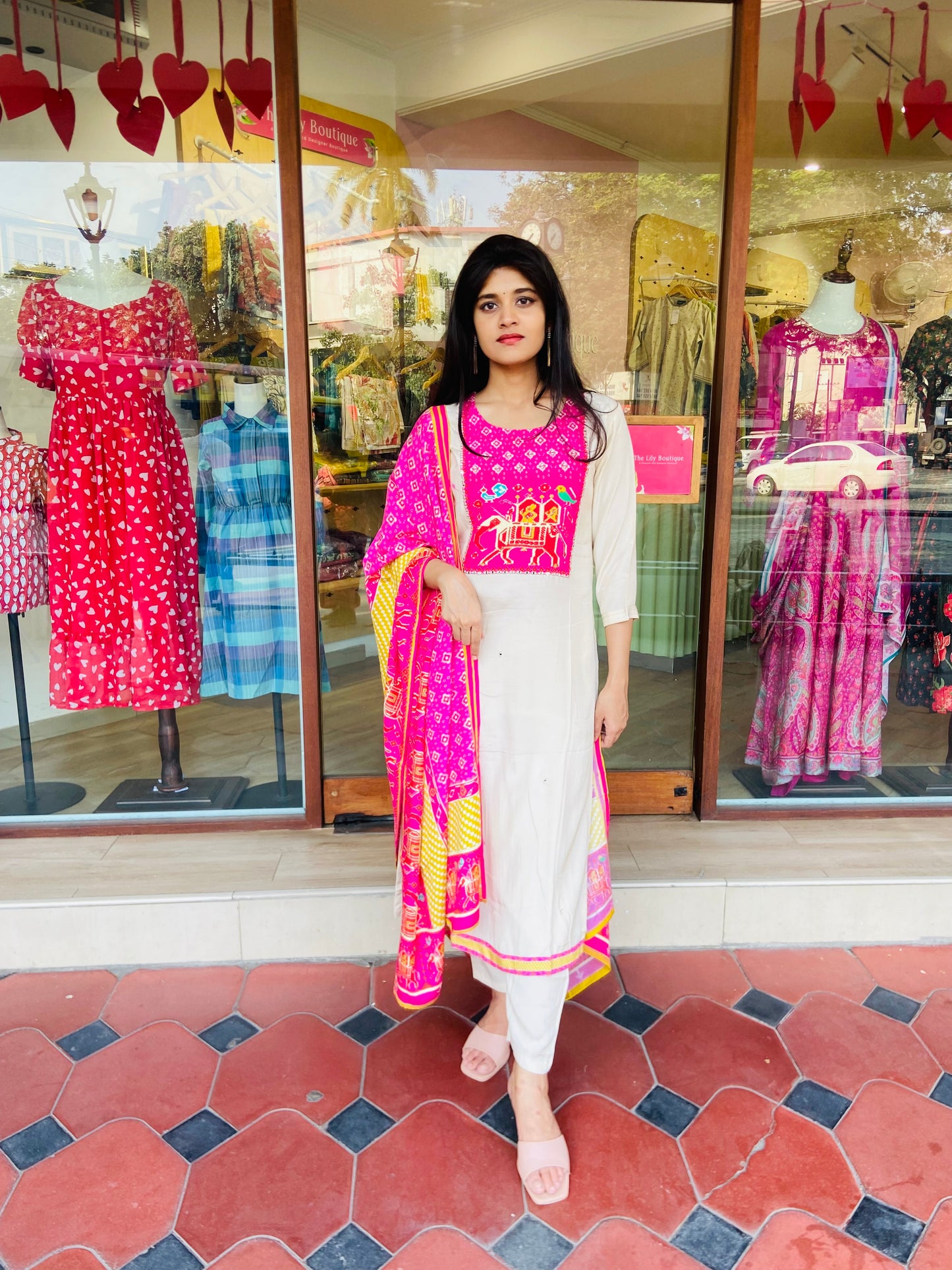LB0041- Pink/White Muslin Salwar Suit Set
