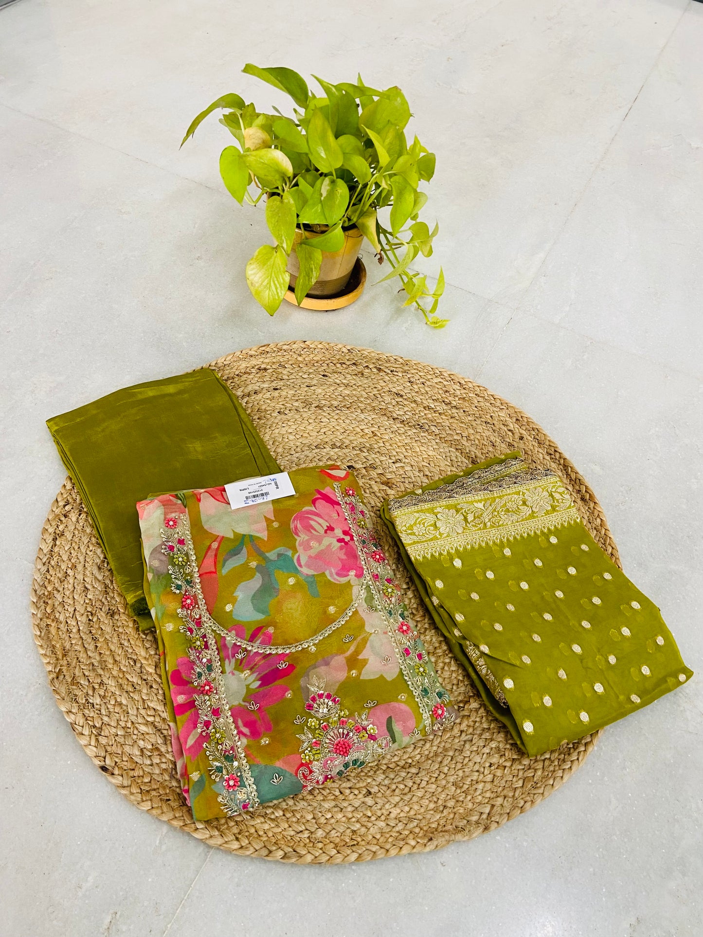 LB0129-II Pure Soft Green Viscose Organza