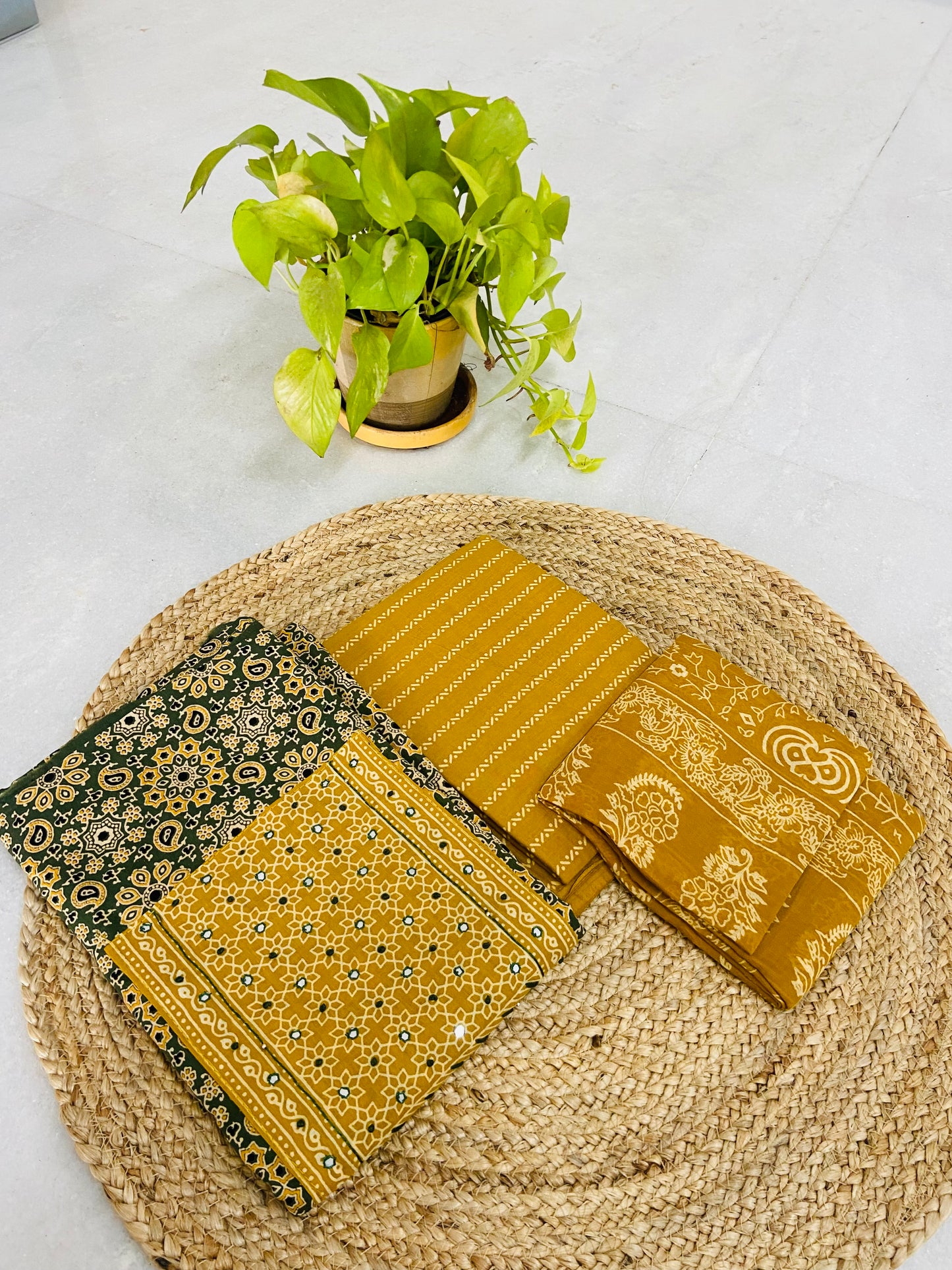 LB0100- ll Dark Green Coloured Cotton Salwar Suit Set