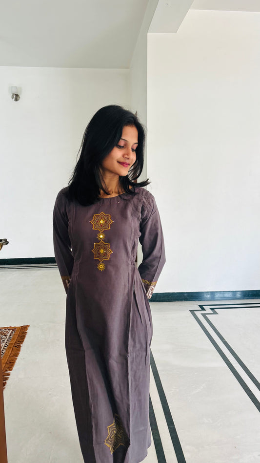 LB0165-II,LB0166-II,LB0167-II,LB0168-II Gray Coloured Kurtha