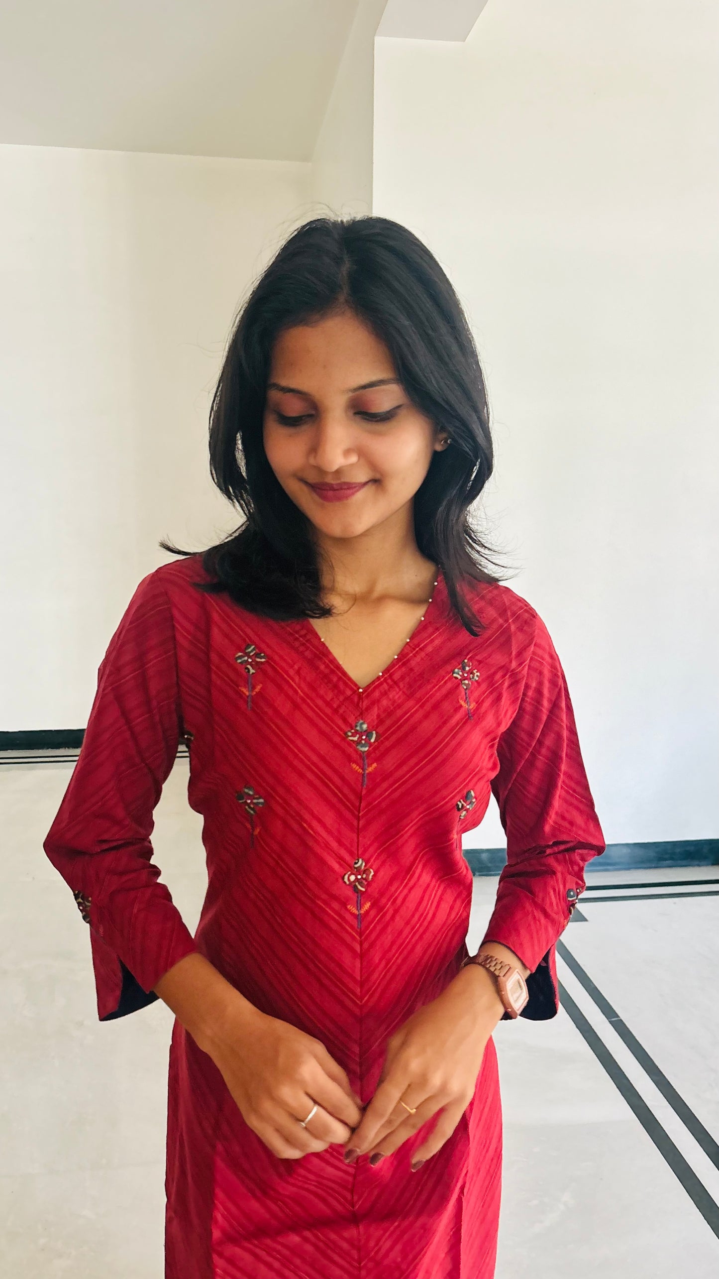 LB0199-II,LB0200-II,LB0201-II,LB0202-II Red Kurtha