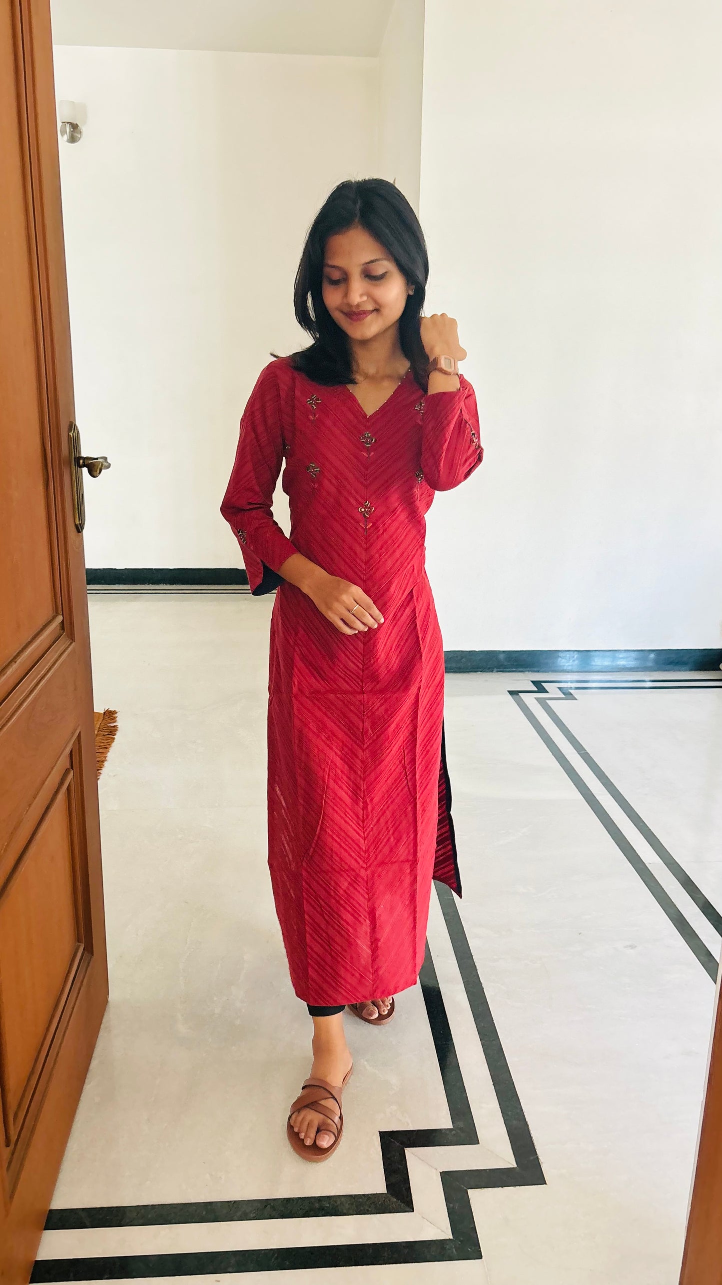 LB0199-II,LB0200-II,LB0201-II,LB0202-II Red Kurtha