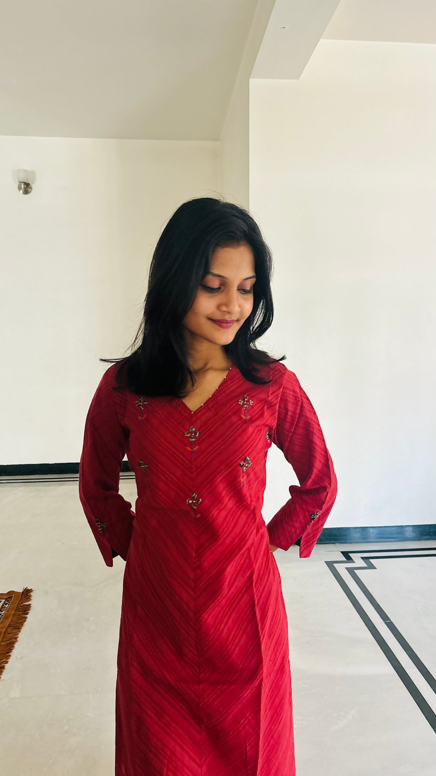 LB0199-II,LB0200-II,LB0201-II,LB0202-II Red Kurtha