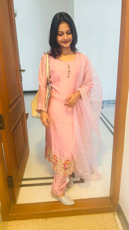 LB0222-II,LB0223-II,LB0224-II Pink Coloured Salwar Set