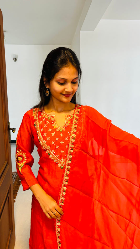 LB0233-II,LB0234-II,LB00235-II Orange Coloured Salwar Suit Set