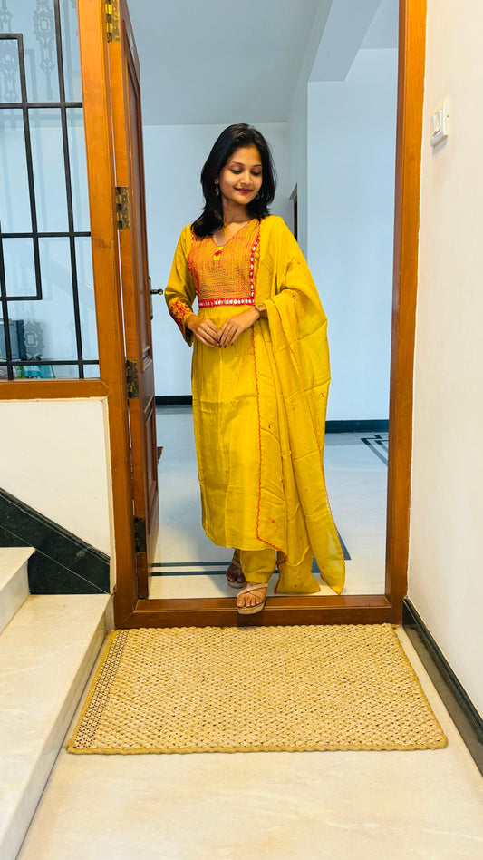 LB0257-II Yellow Coloured Salwar Suit Set