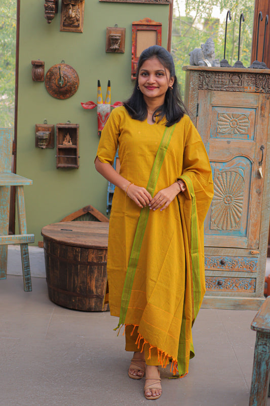 Roja 3Pc Set