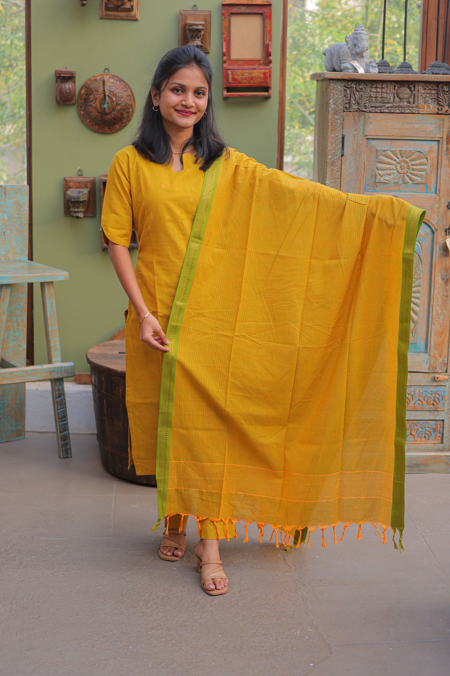 Roja 3Pc Set